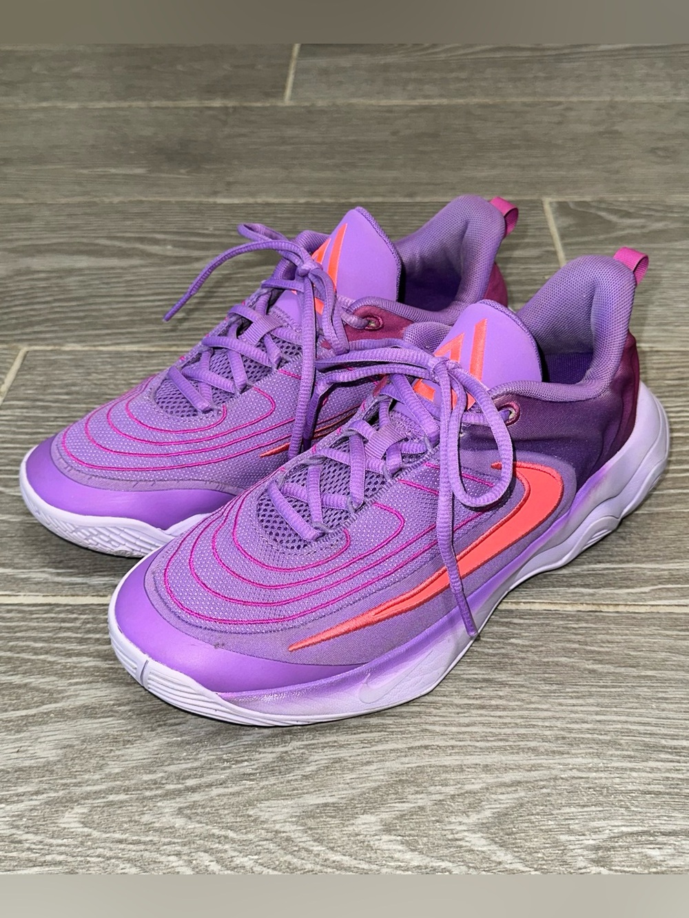 Nike Giannis Immortality 4 Big Kids Size 7Y Basketball Sneakers Black Raspberry